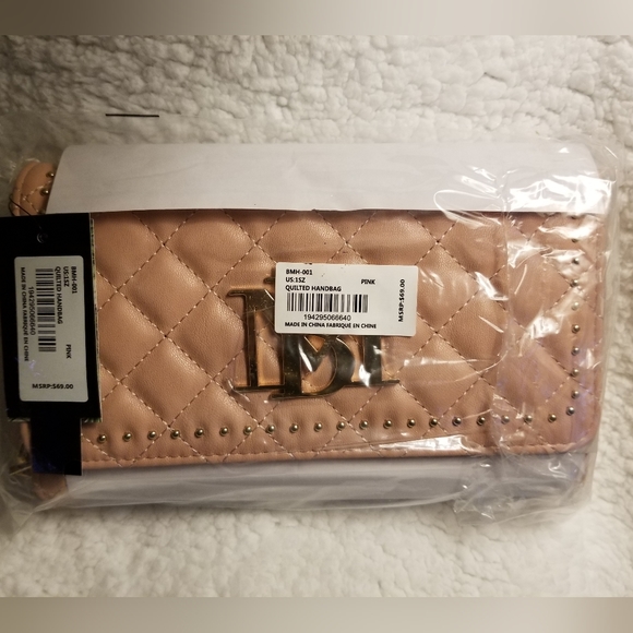 🎀NWT Badgley Mischka Quilted Leather Wallet-On-Chain. Color: Pink.🌺 - Picture 7 of 7